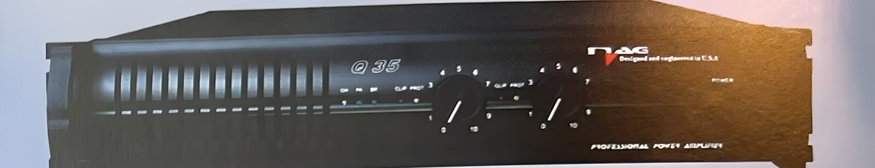 NAG Q-35 — передняя панель